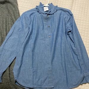 NWT J. Crew Chambray Button-Up Shirt